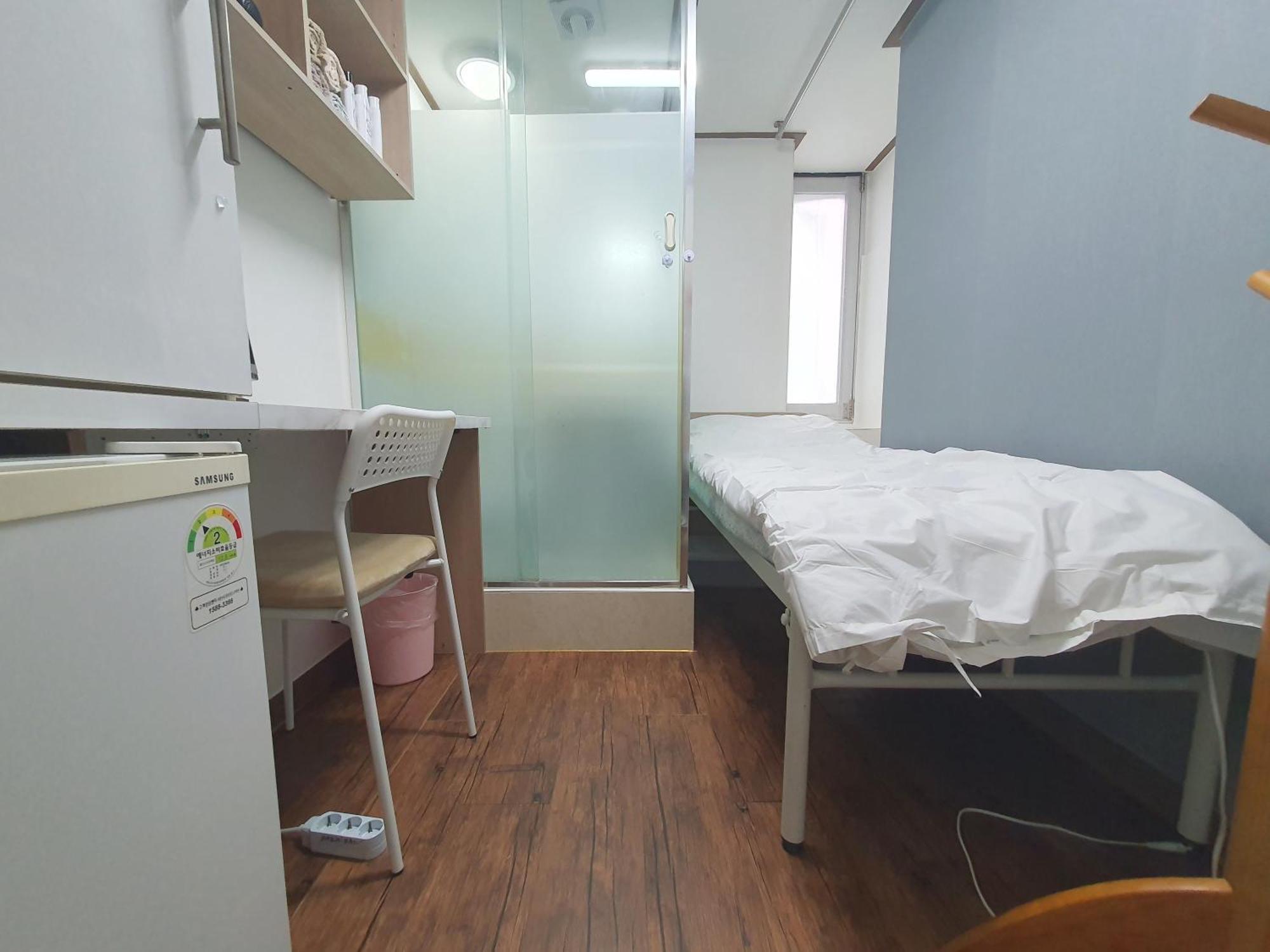 Apgujeong Home Seoul Exterior photo